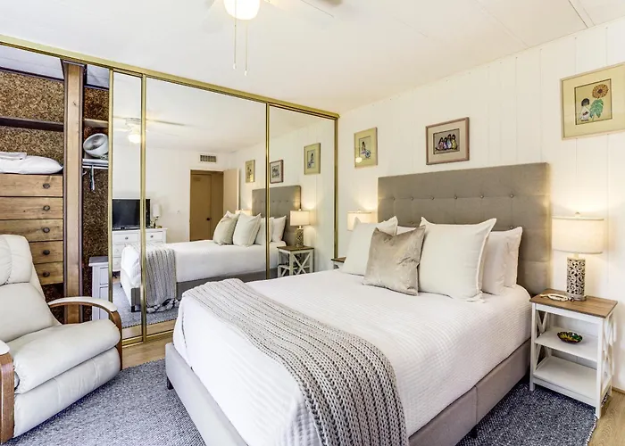 Holiday home Walkable Location! Extended Escape In