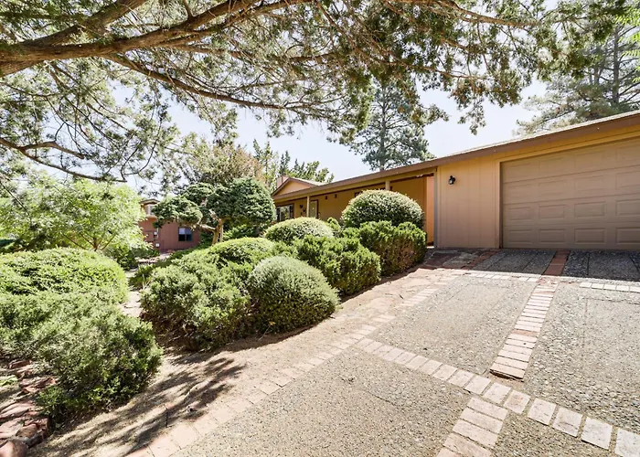 Walkable Location! Extended Escape In Sedona